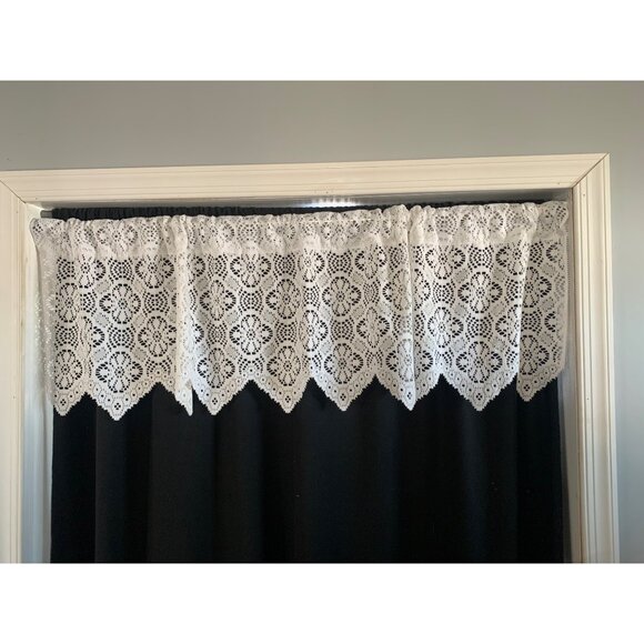 Vintage White Lace Curtain Valance 56"x15" with Floral Pattern - Picture 1 of 7